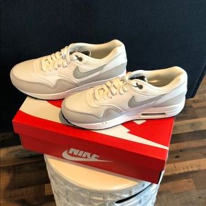 Brand new Nike Air Max 1 Essential White/Grey/Blk